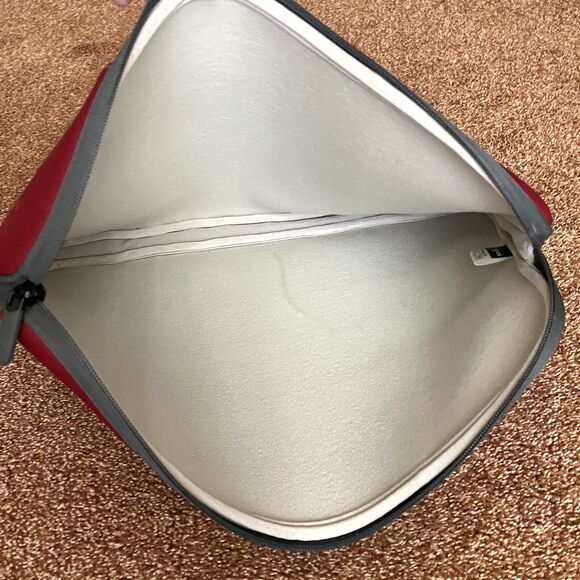 Targus Laptop Sleeve Travel Carry Case Maroon - Picture 5 of 5